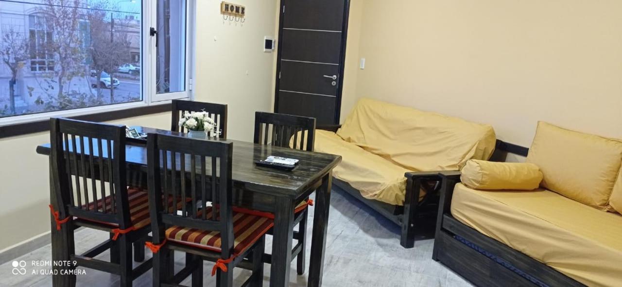 Apartamento Look Departamentos Carhué Exterior foto